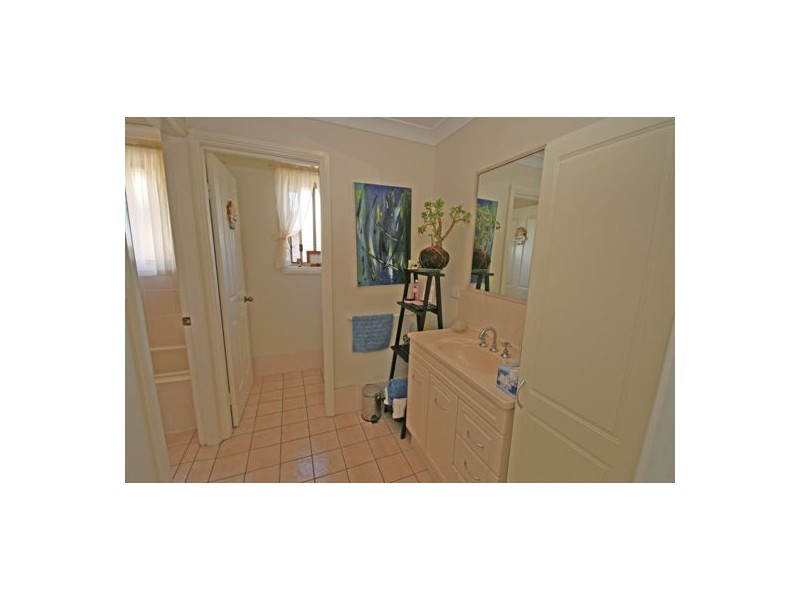 12 Woodside Road, East Tamworth NSW 2340