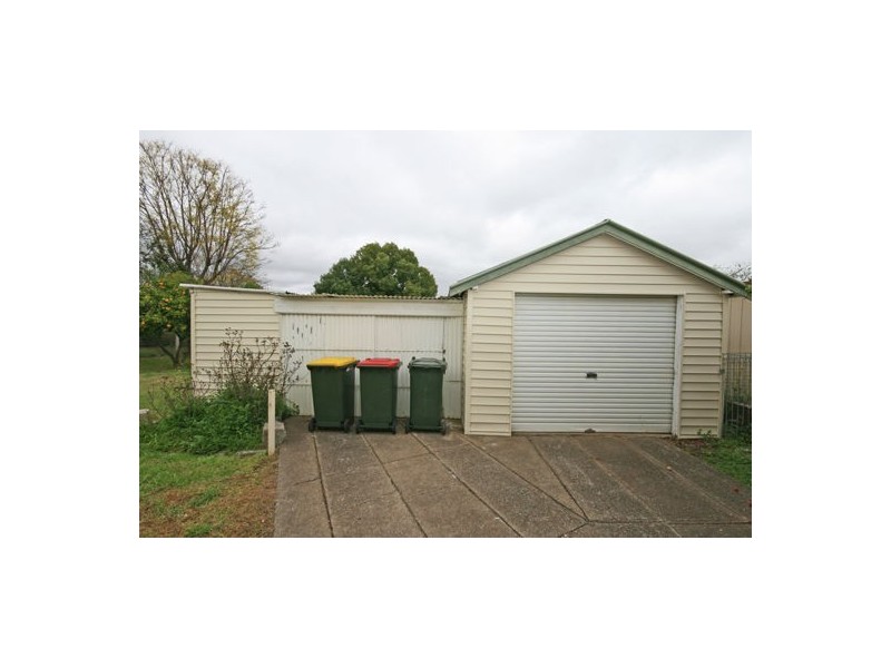 42 Diane Street, Tamworth NSW 2340