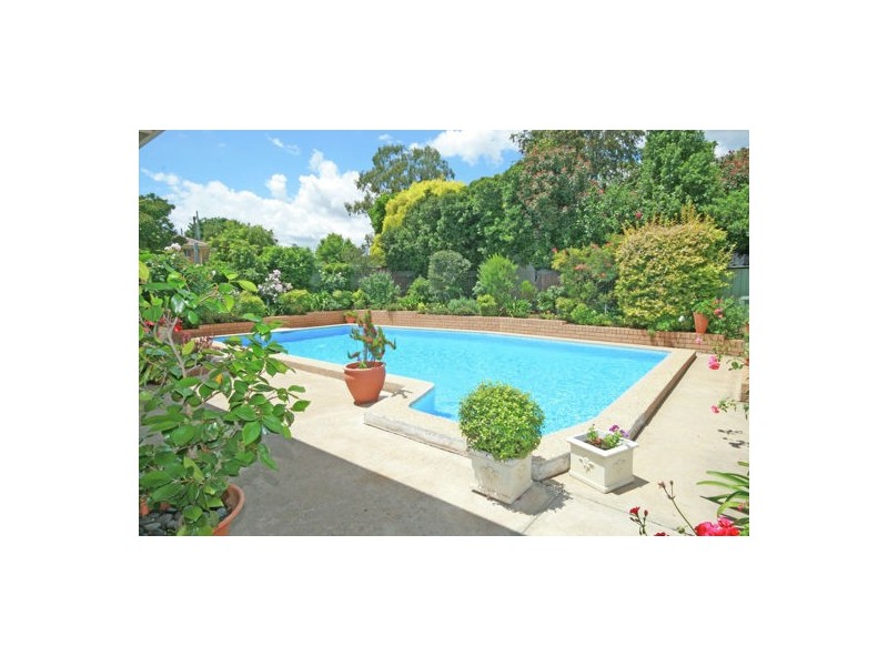 13 Minnamurra Cresent, Tamworth NSW 2340