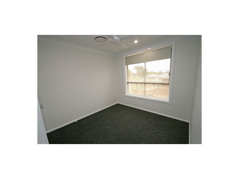 4 Bellbird Street, Tamworth NSW 2340