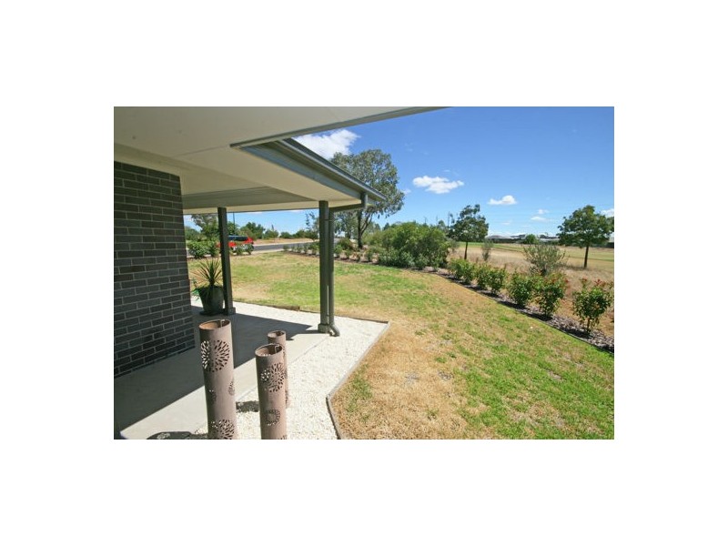 1 Peak Drive, Tamworth NSW 2340