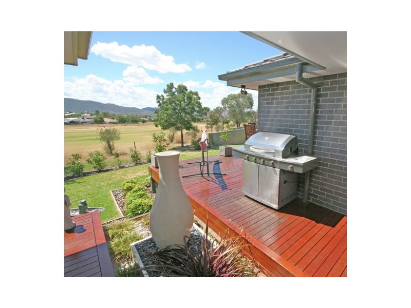 1 Peak Drive, Tamworth NSW 2340