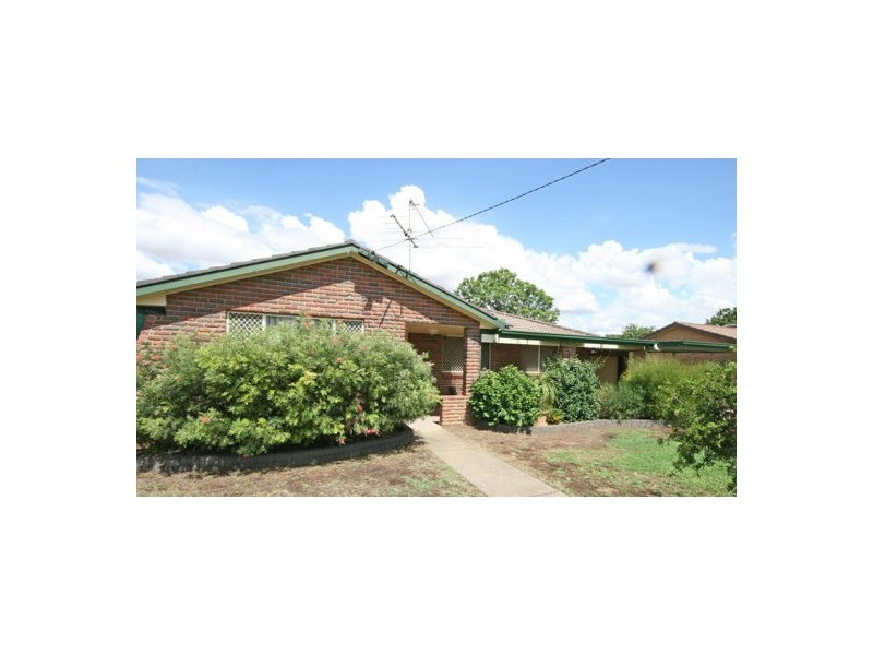 26 Maxwell Street, Tamworth NSW 2340