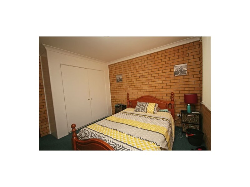 1 & 2/2 Osprey Way, Tamworth NSW 2340
