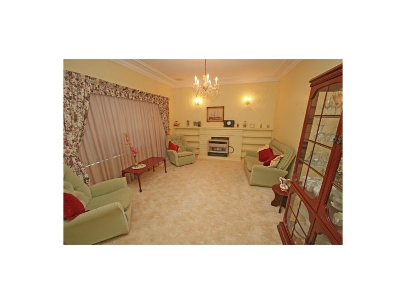 23 Diane Street, Tamworth NSW 2340