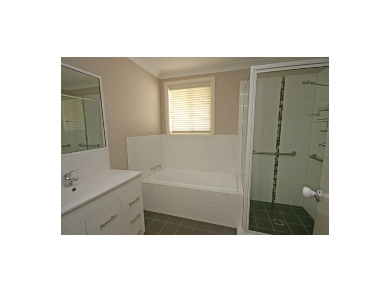 69A Manilla Road, Tamworth NSW 2340