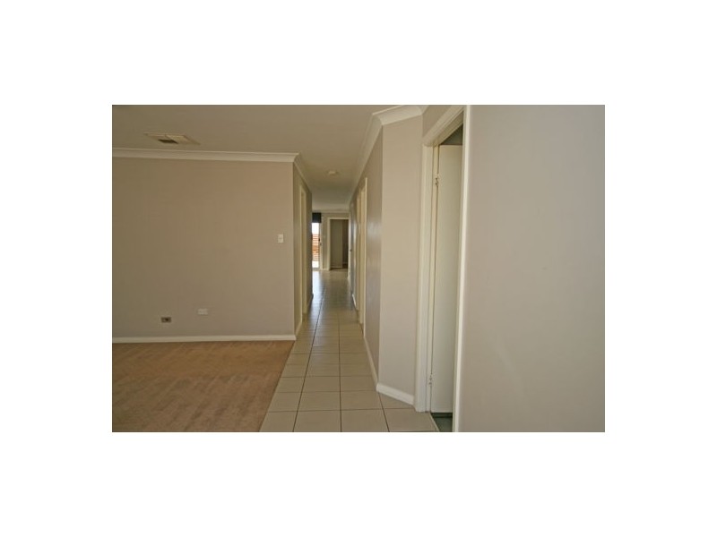 69A Manilla Road, Tamworth NSW 2340