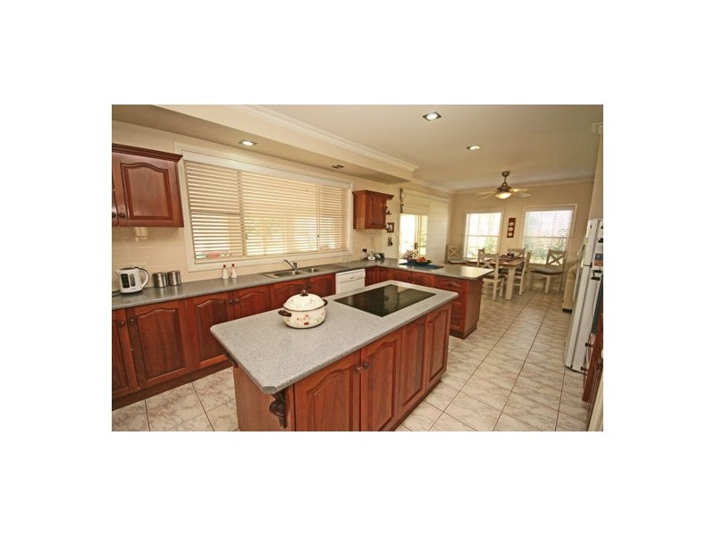 40 The Albens Drive, Tamworth NSW 2340