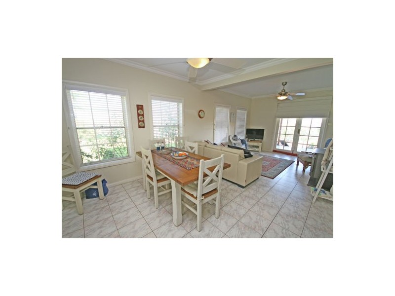 40 The Albens Drive, Tamworth NSW 2340