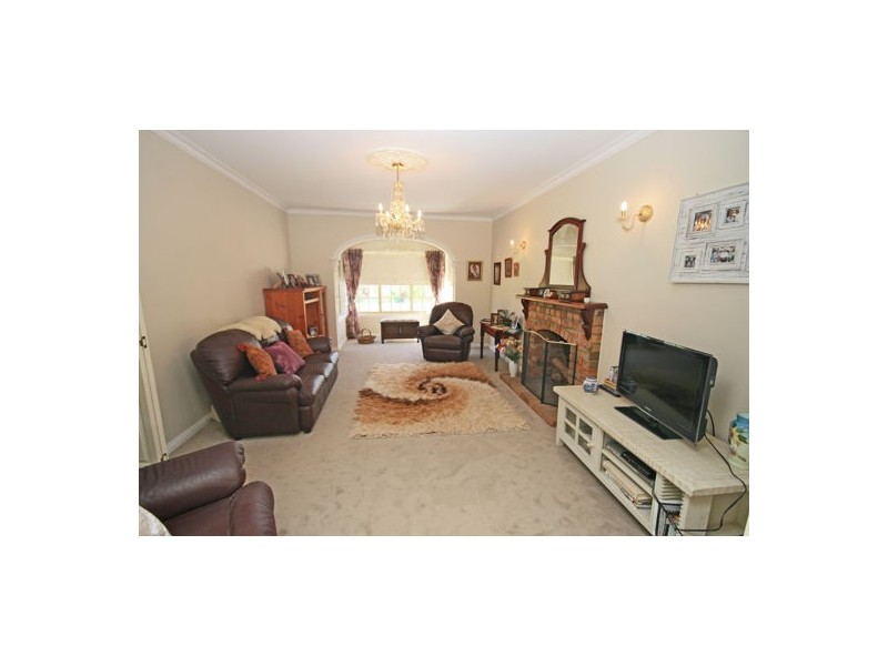40 The Albens Drive, Tamworth NSW 2340