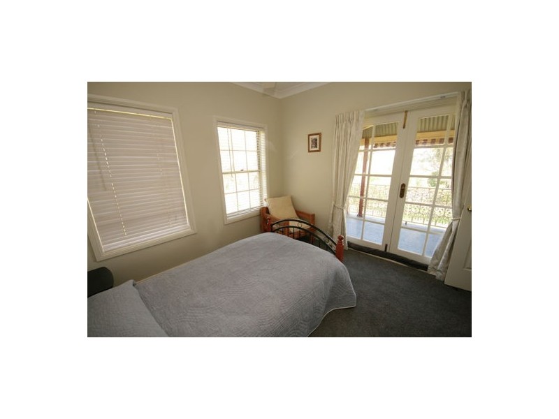 40 The Albens Drive, Tamworth NSW 2340