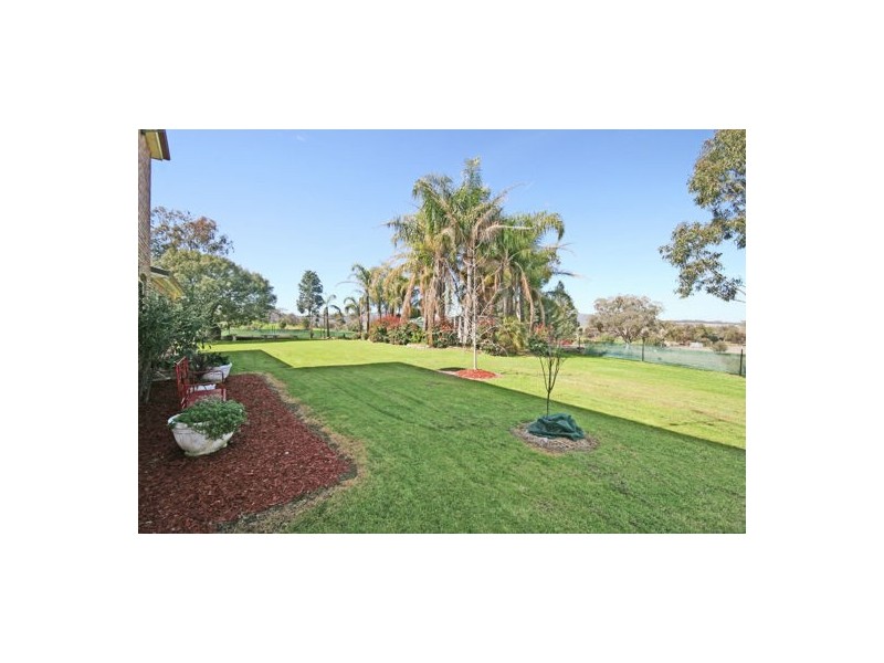40 The Albens Drive, Tamworth NSW 2340