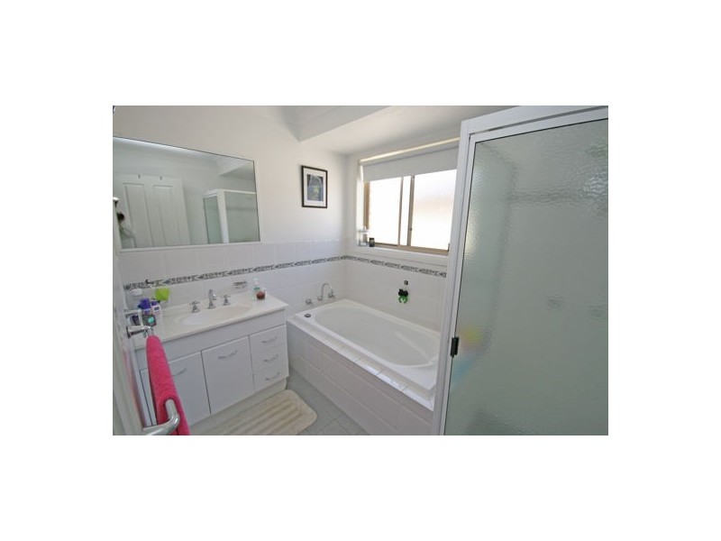 33 Janelle Street, Tamworth NSW 2340