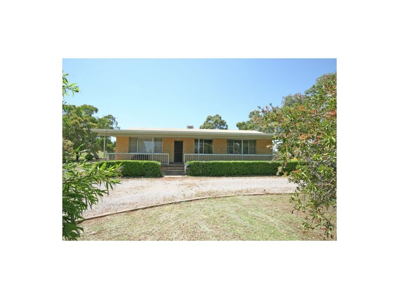 252 Forest Road, Tamworth NSW 2340