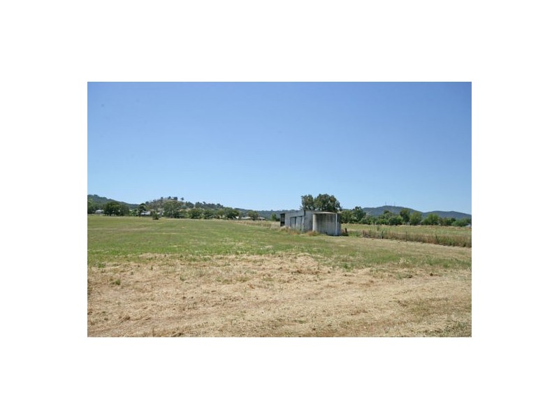 252 Forest Road, Tamworth NSW 2340