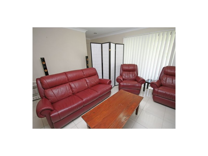 9 & 9A Mawson Close, Tamworth NSW 2340