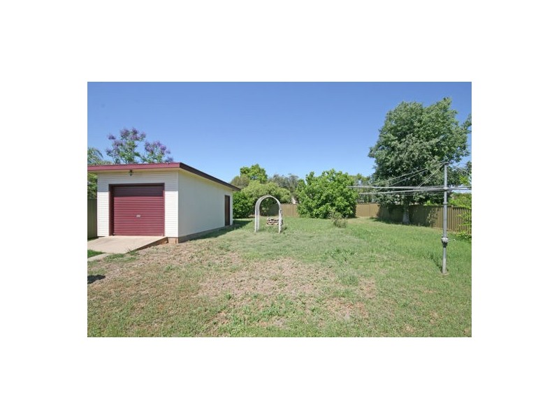 14 Croydon Avenue, Tamworth NSW 2340