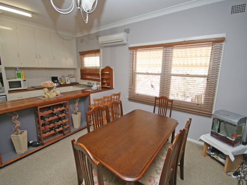 57 Hall Street, Tamworth NSW 2340
