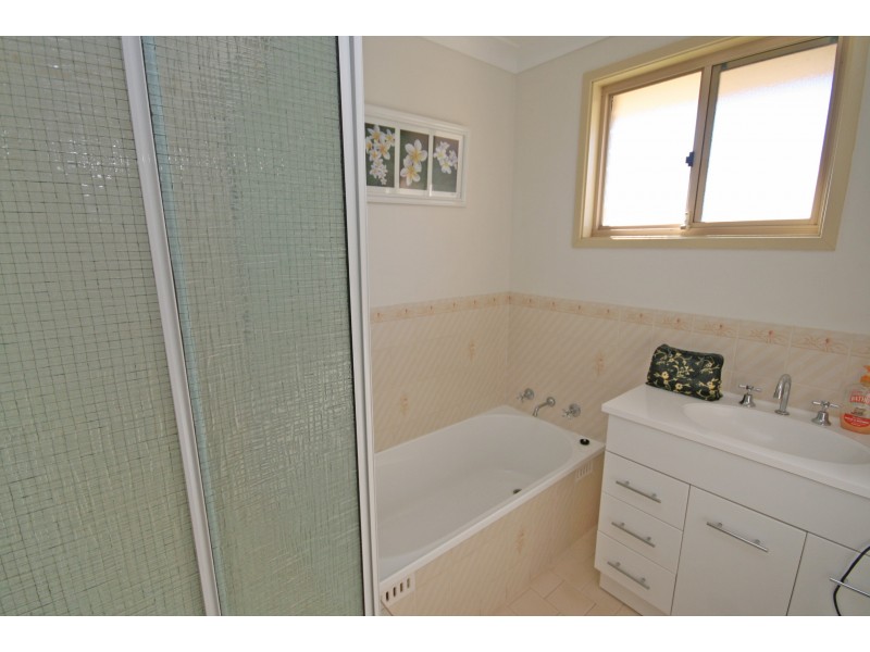 14 Hamilton Court, Tamworth NSW 2340