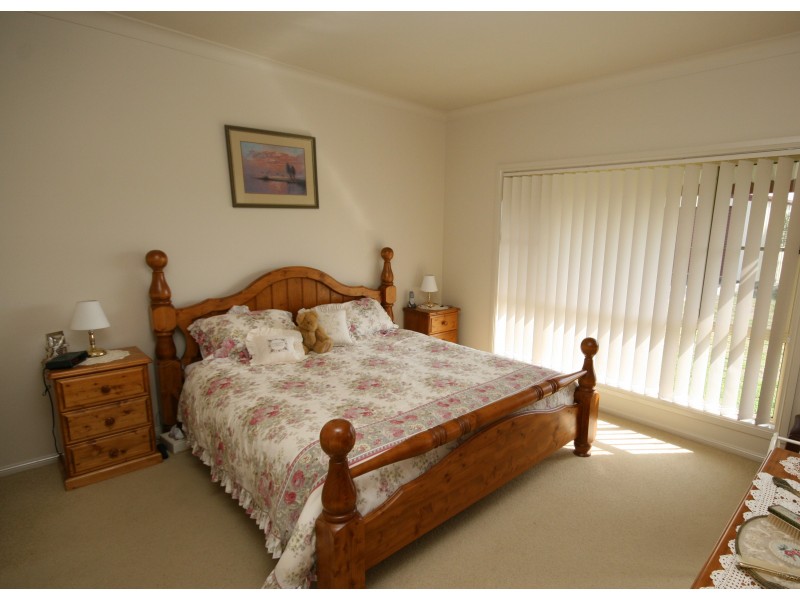 19 Palmer Drive, Tamworth NSW 2340