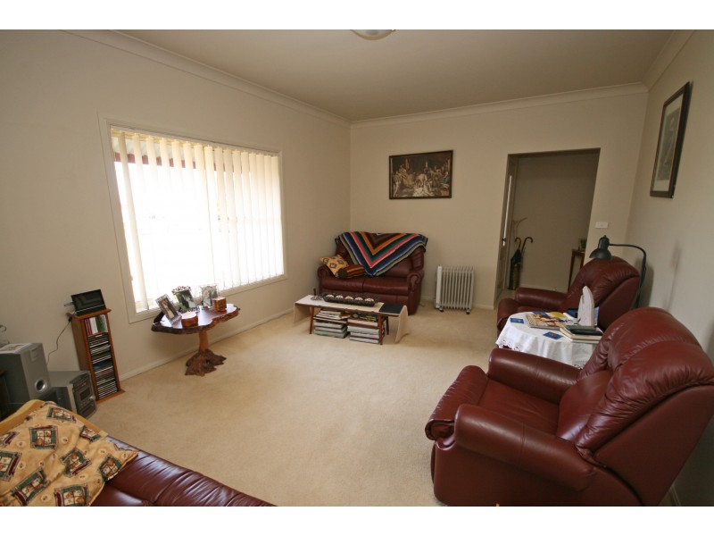 19 Palmer Drive, Tamworth NSW 2340