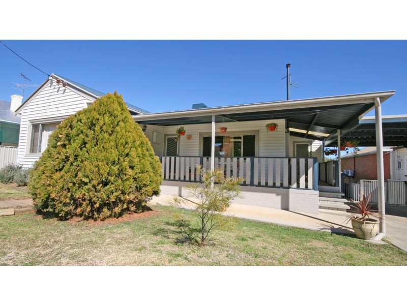 West Tamworth NSW 2340