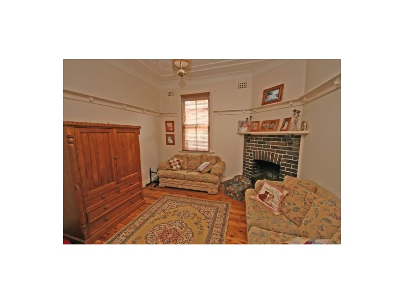 92  Crown Street, Tamworth NSW 2340