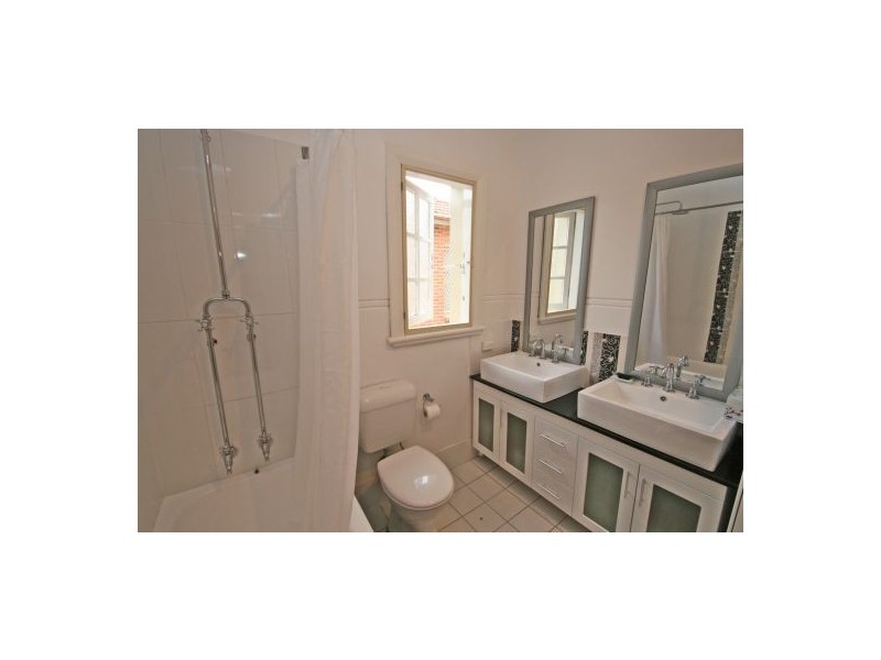 92  Crown Street, Tamworth NSW 2340