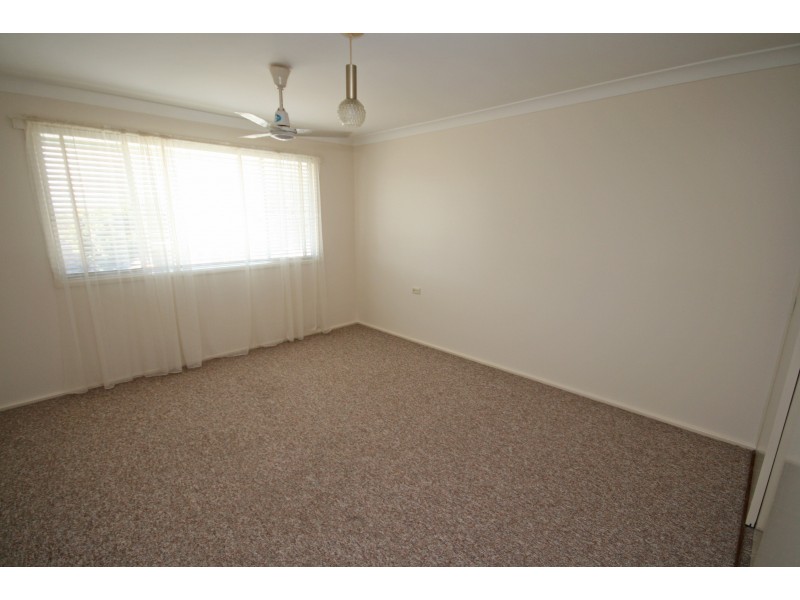 28 Churchill Street, Tamworth NSW 2340