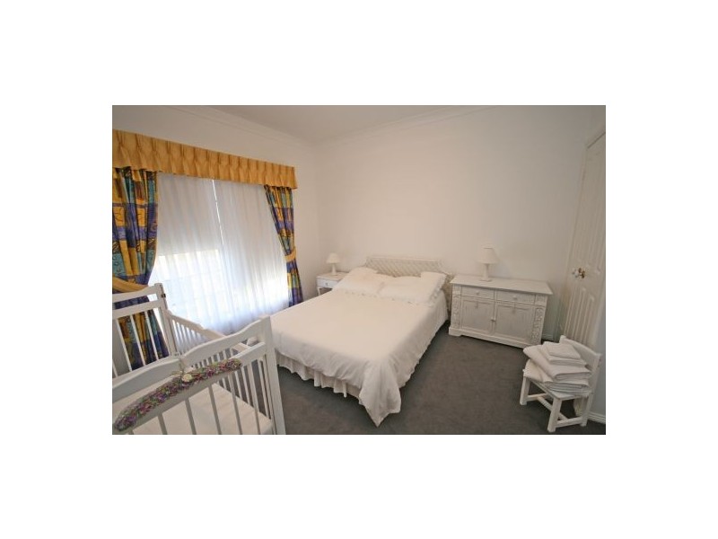 66 The Grange, Tamworth NSW 2340