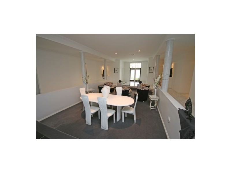 66 The Grange, Tamworth NSW 2340