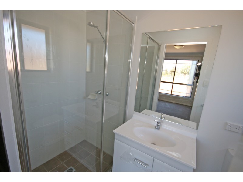 2 Bennetts Lane, Manilla NSW 2346