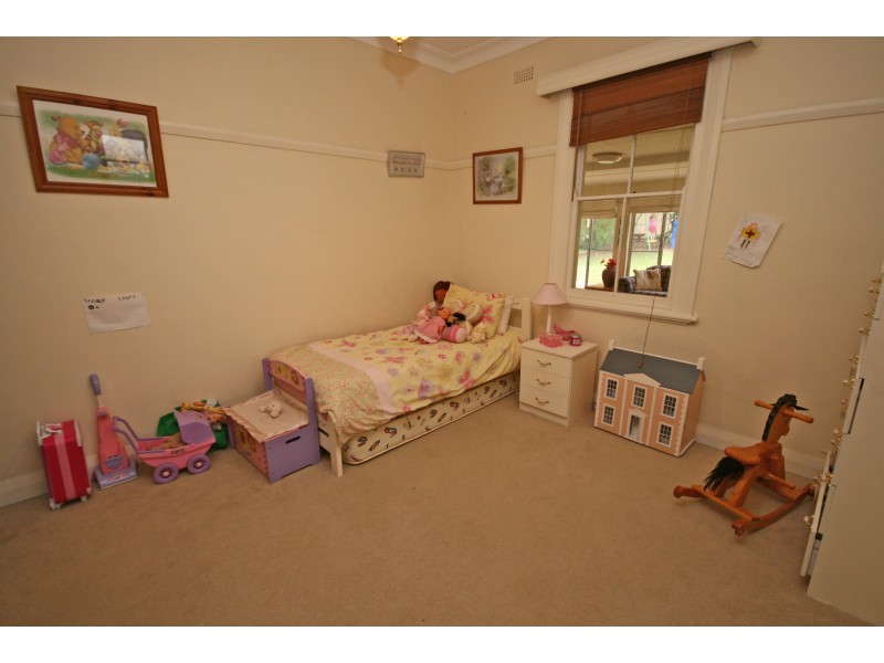 30 Raglan Street, Tamworth NSW 2340