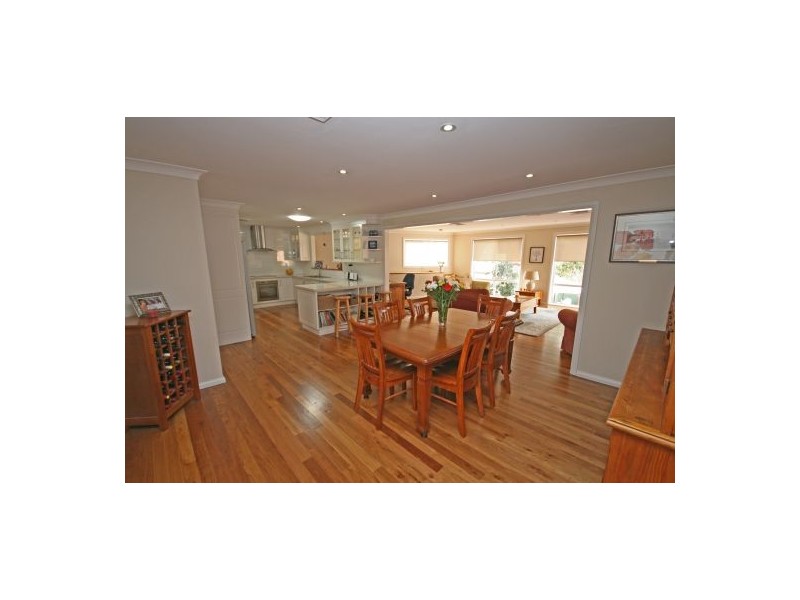 36 Windhover Crescent, Tamworth NSW 2340