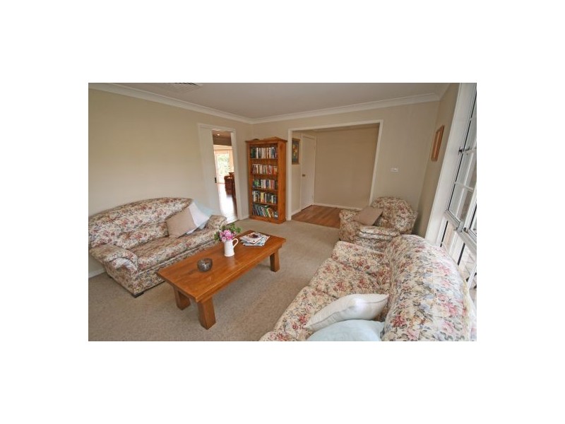 36 Windhover Crescent, Tamworth NSW 2340