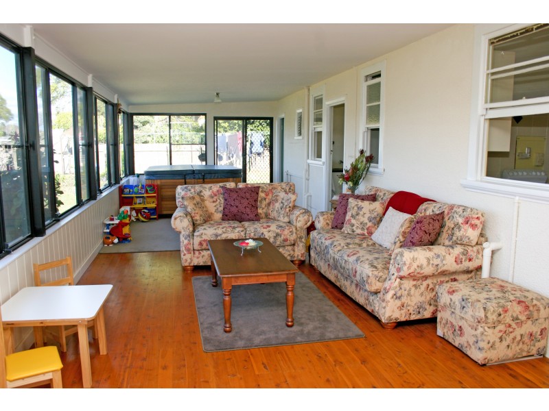 10 Parry Street, Tamworth NSW 2340