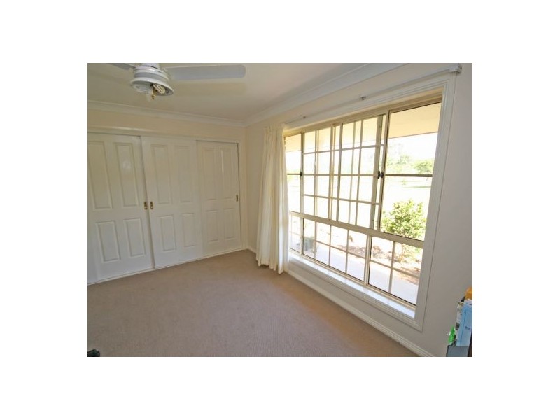 33 Hartmann Drive, Kingswood NSW 2340