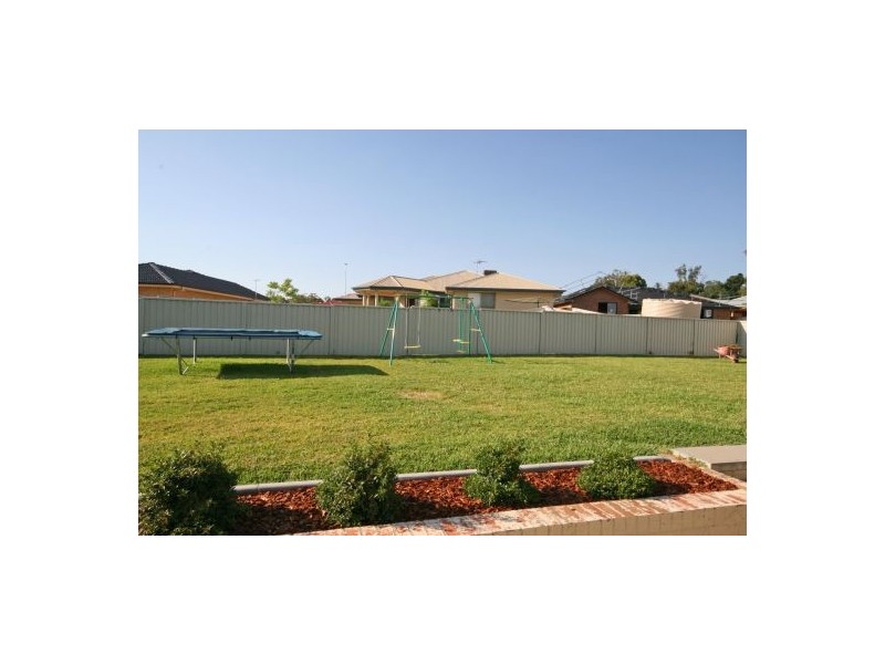 15 Warrah Drive, Calala NSW 2340