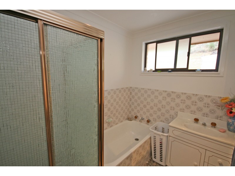 454 New England Gully Road, Moonbi NSW 2353