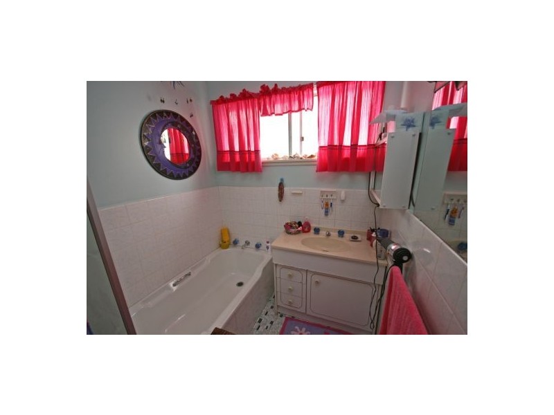 10 Gladys Street, Tamworth NSW 2340