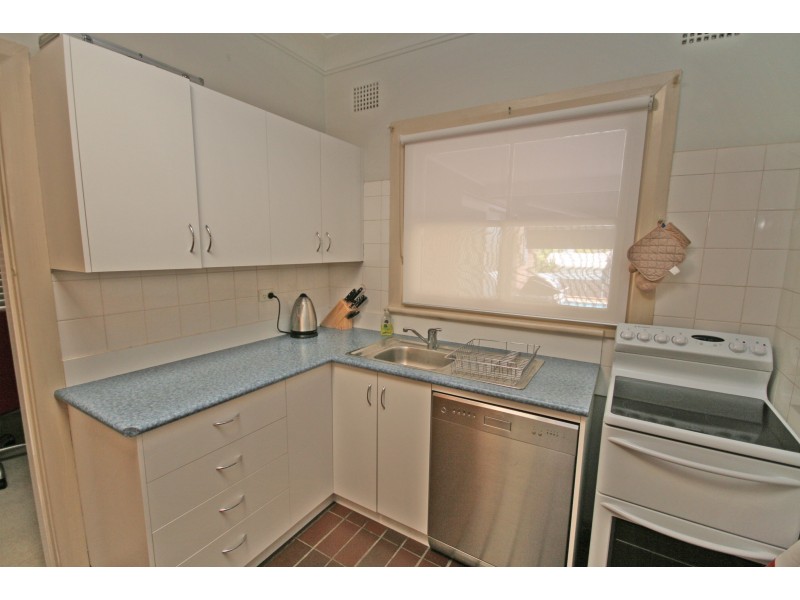 24 Janison Street, Tamworth NSW 2340