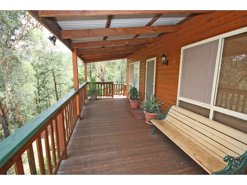 18 Katrina Court, Moore Creek NSW 2340