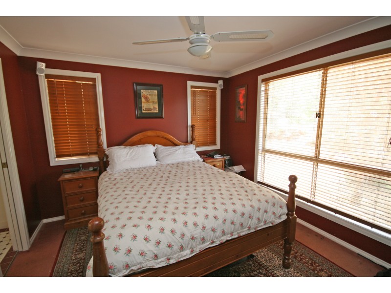 18 Katrina Court, Moore Creek NSW 2340