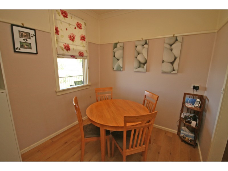 5 Peel Street, Tamworth NSW 2340