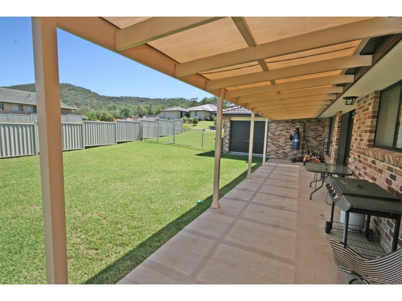 8 Woodside, Tamworth NSW 2340