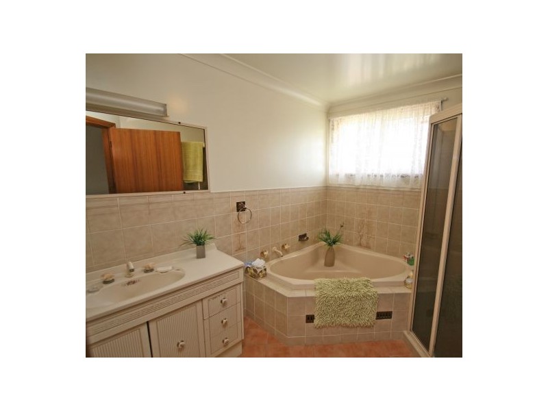 5 Wattle Close, Tamworth NSW 2340