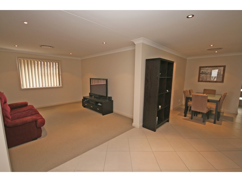 65 The Heights, Tamworth NSW 2340