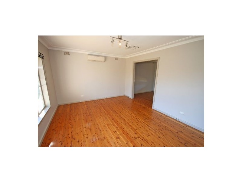 57 Kurrawan Street, Tamworth NSW 2340