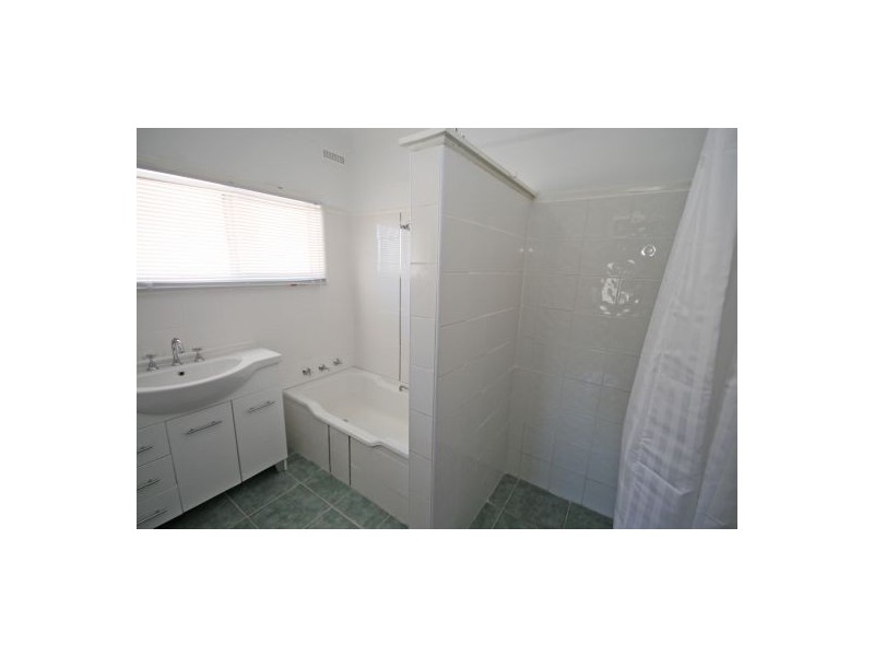 57 Kurrawan Street, Tamworth NSW 2340