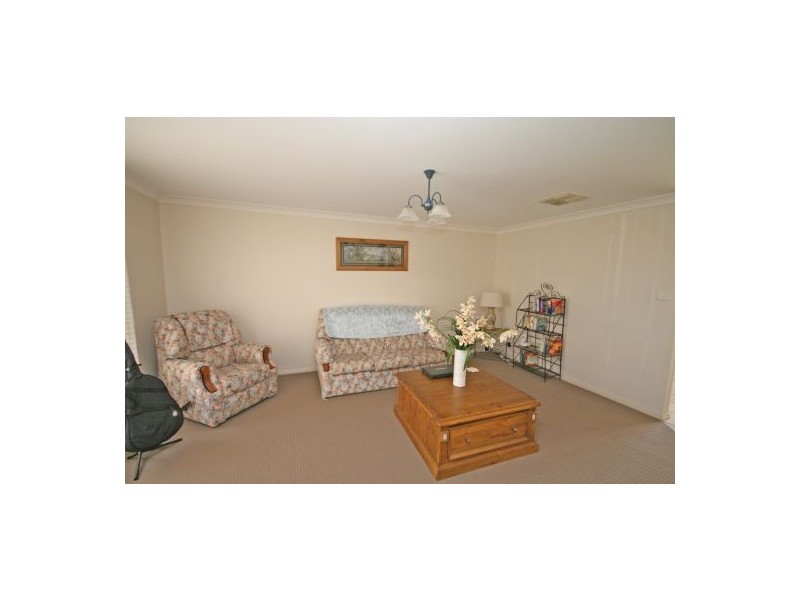 1 Minimbah Close, Tamworth NSW 2340